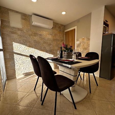 Apartman Veronika 브르시 외부 사진