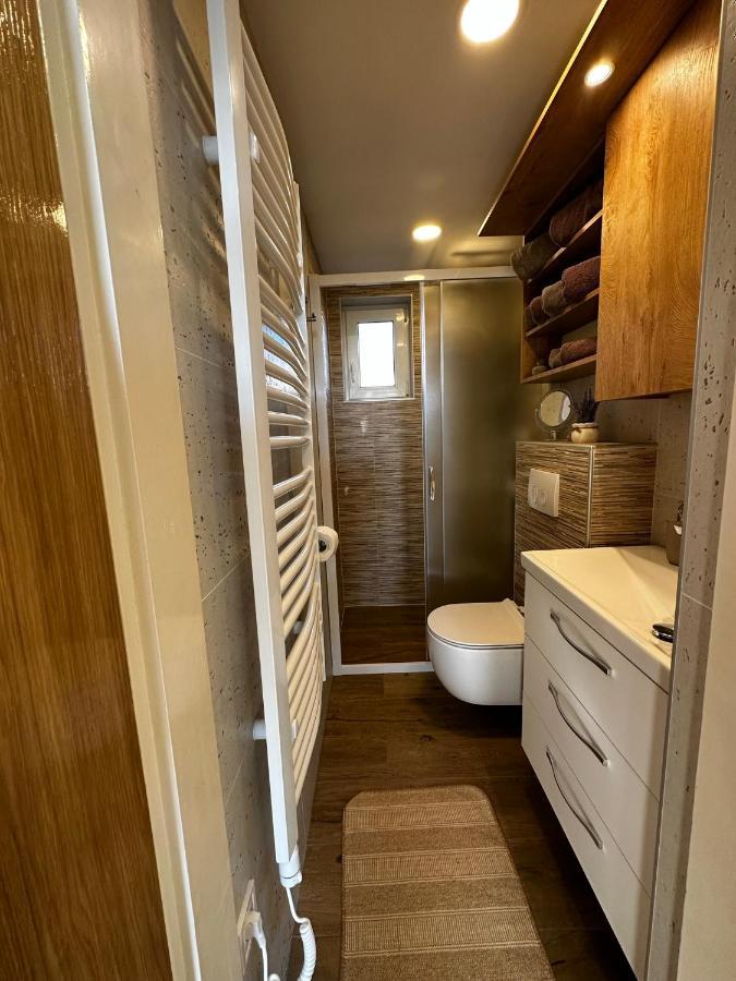 Apartman Veronika 브르시 외부 사진