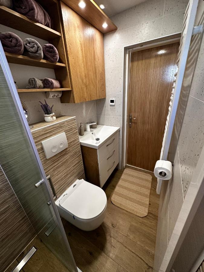 Apartman Veronika 브르시 외부 사진