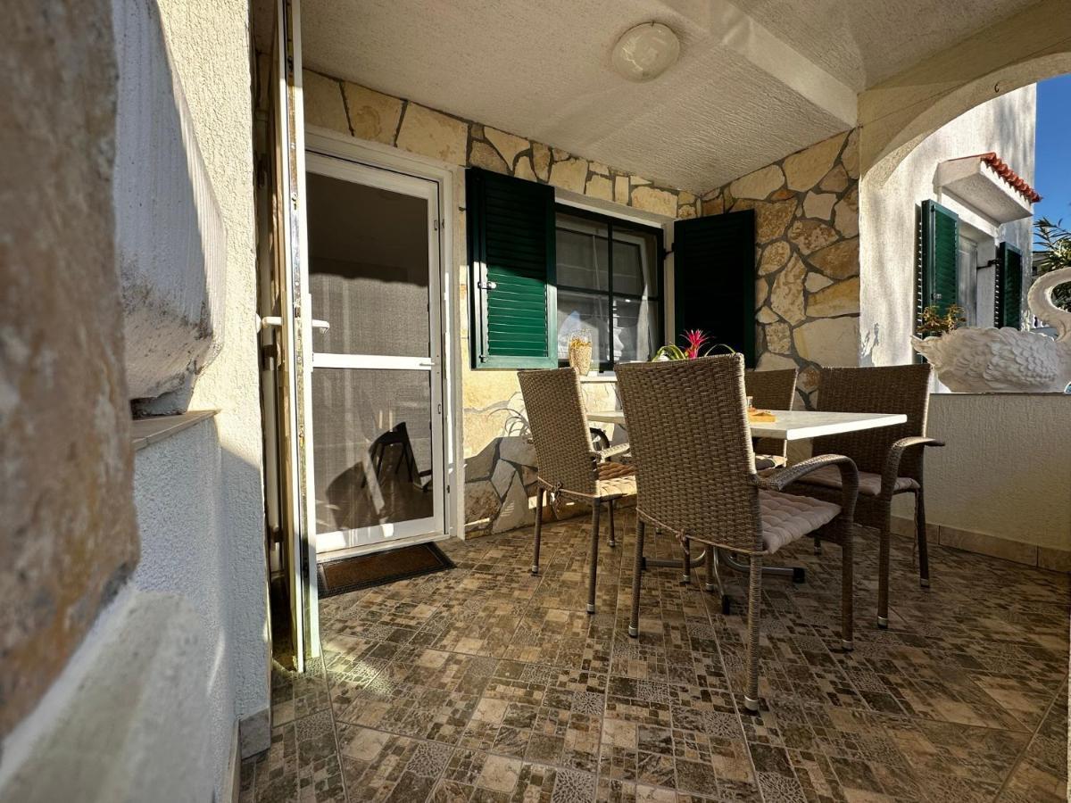 Apartman Veronika 브르시 외부 사진
