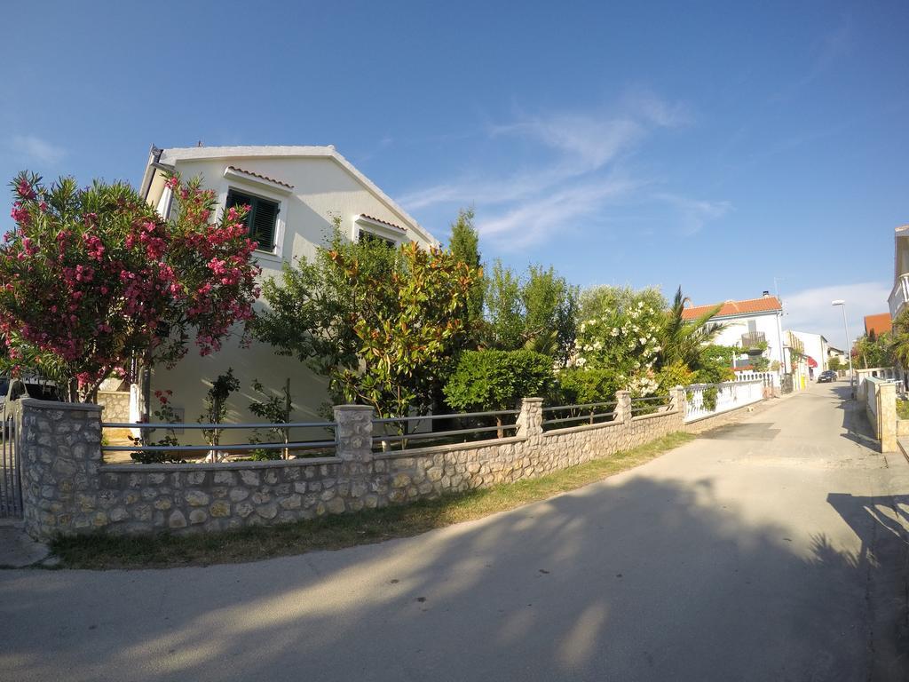 Apartman Veronika 브르시 외부 사진